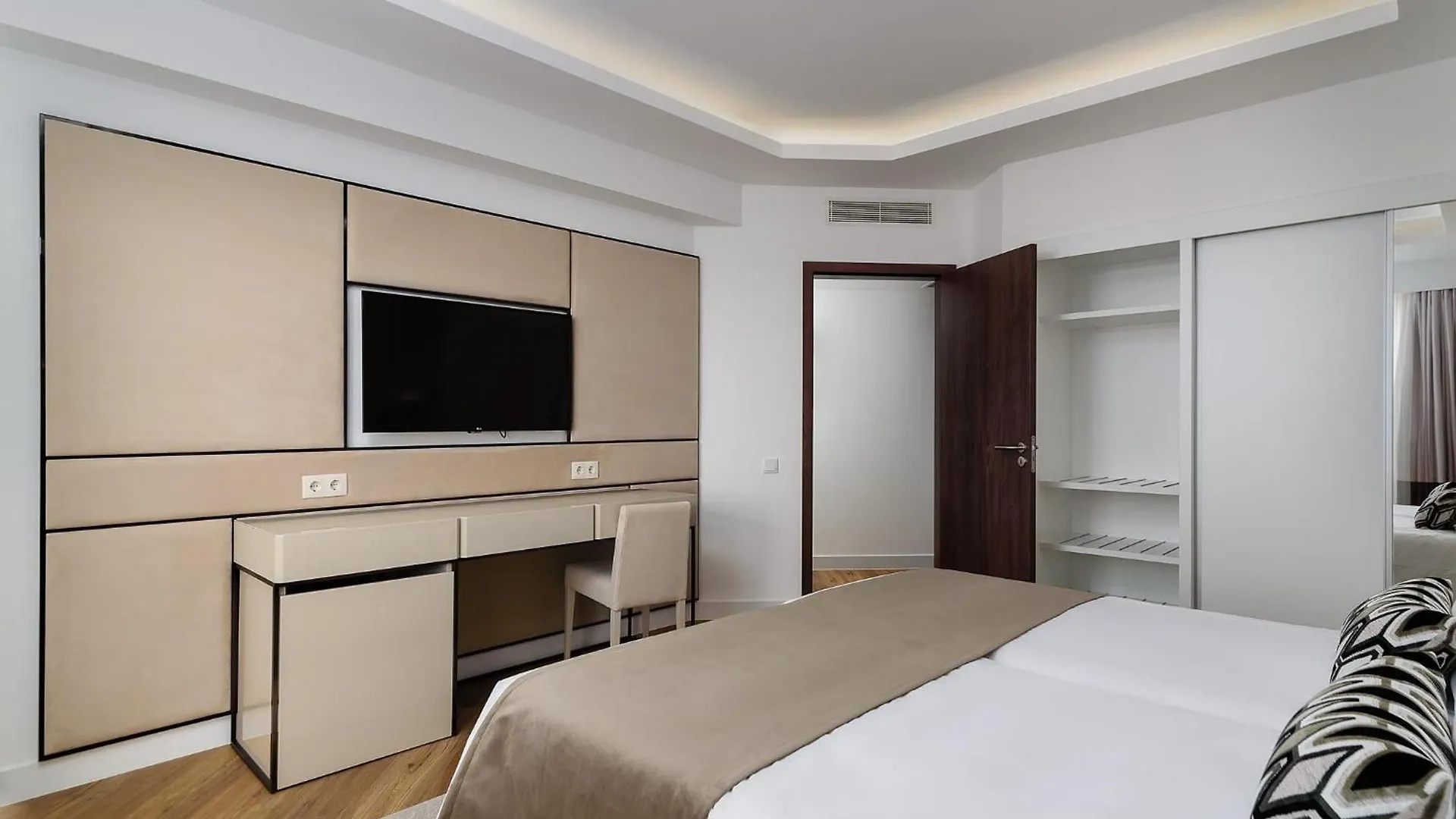 Jupiter Albufeira Hotel