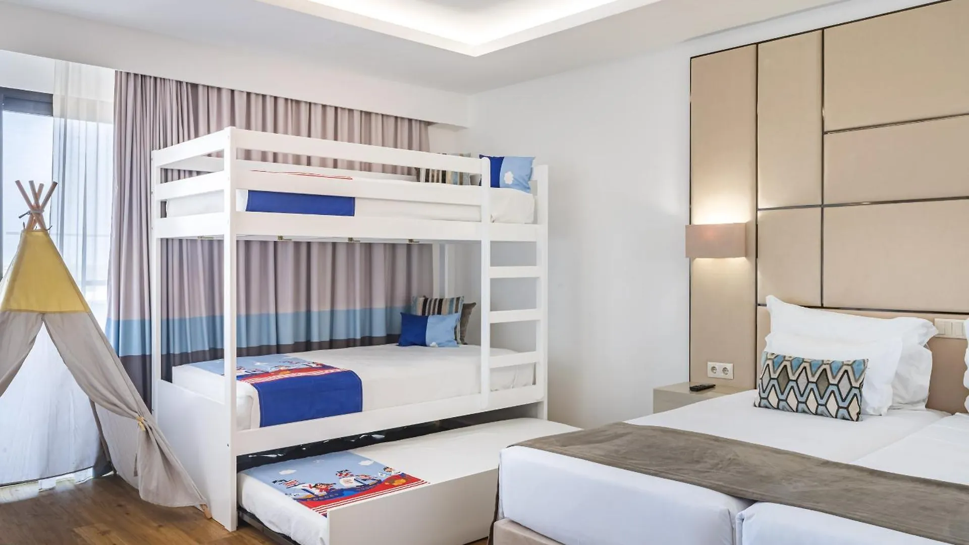 Jupiter Albufeira Hotel
